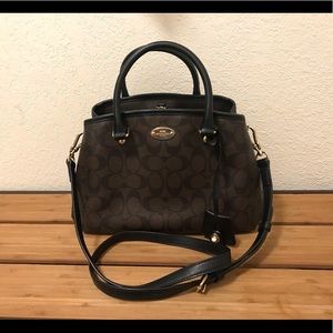❣️ SOLD ❣️ Authentic Coach Crossbody bag